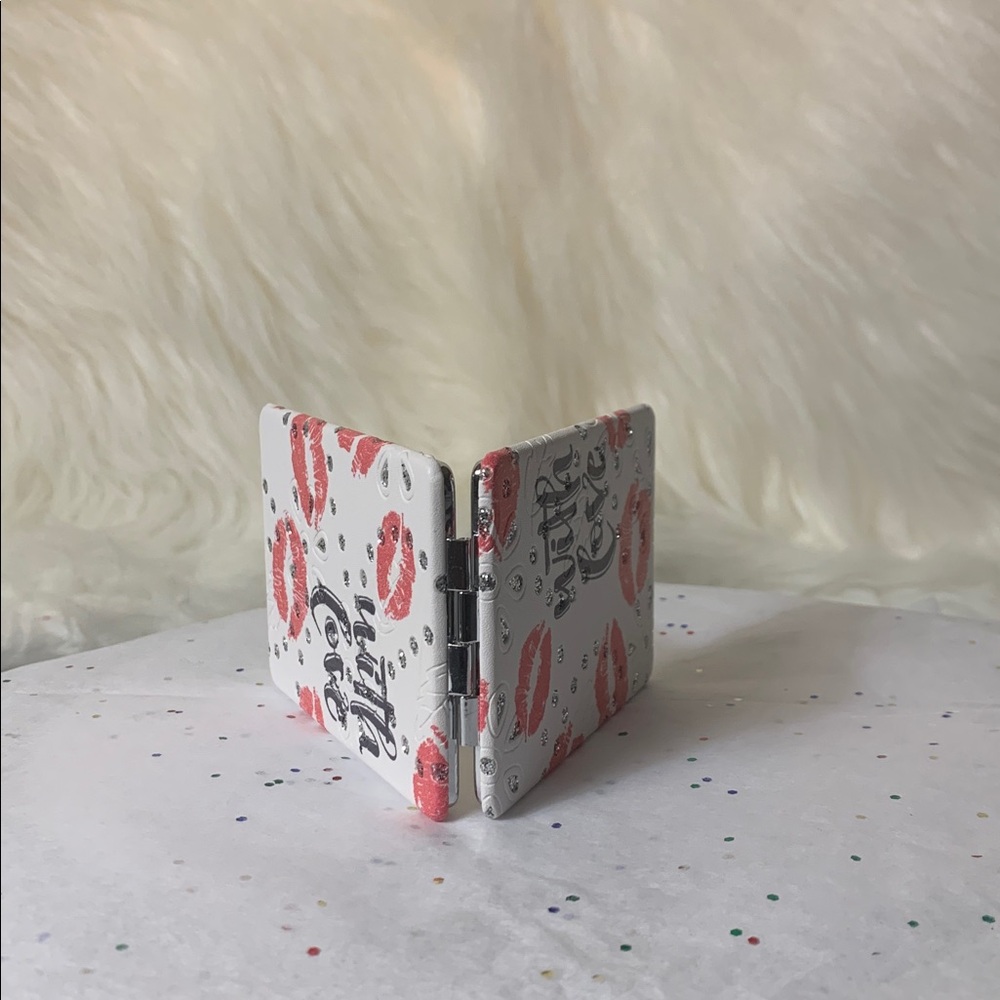 Compact Double Sided Mirror (NWOT) With love - Picture 2 of 3